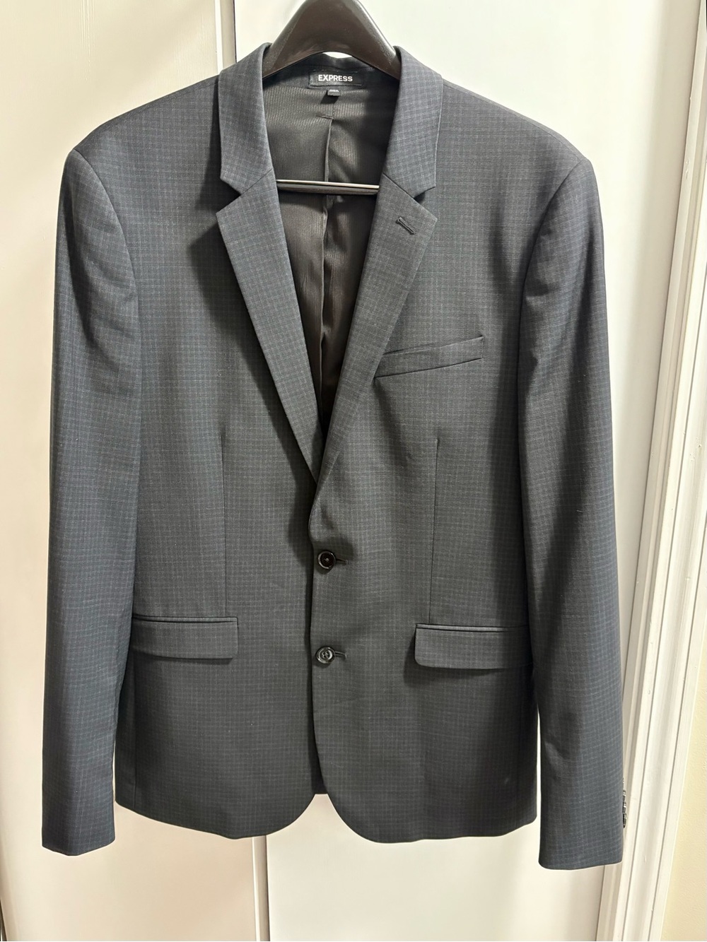 Express Men's Dark Gray Patterned Two-Button Blazer